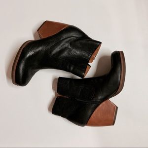Kirk-ease Black Leather Booties brown leather wedge heel size 7.5